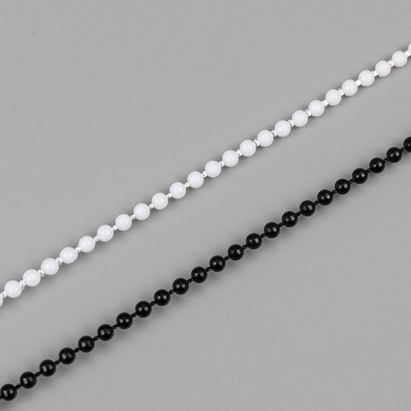 What are the special requirements or specifications when roller blind chains are used in commercial places?