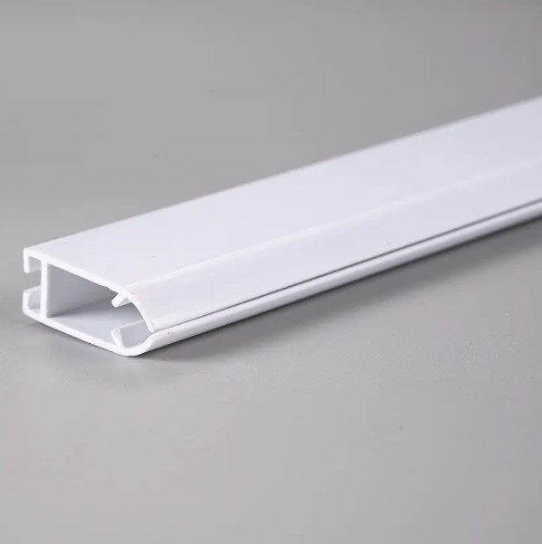 Exploring the Advantages of PVC Bottom Rails in Fencing and Decking