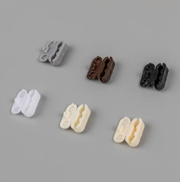 What are the advantages of using polypropylene for bead buckle?