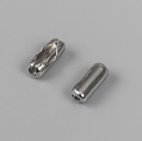 Are Metal Chain Connector compatible with chains or ropes of different materials?